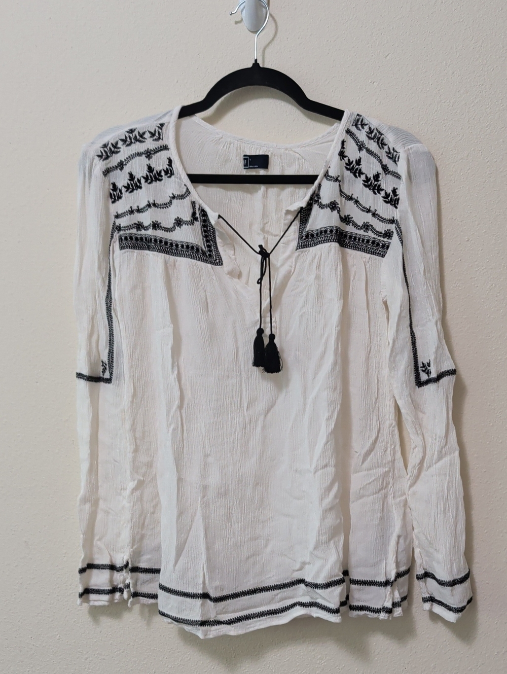 GAP White Peasant Blouse with Black Embroidery